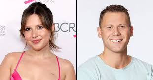 Us Weekly - News update