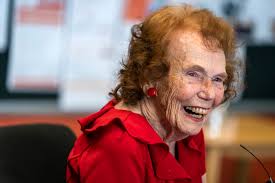 Marjorie Johnson, Minnesota’s ‘Blue Ribbon Baker’ dies at 106