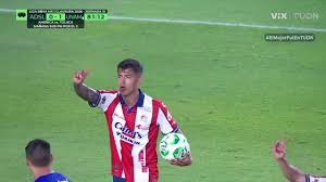 ¡Piden penal y no lo dan! El VAR interviene para salvar al San Luis