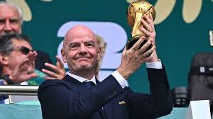 Infantino pone fecha para que aprueben su plan de inversión privada