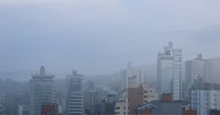 Sul de SC amanhece com serração; chuva retorna na noite desta quarta