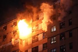 FDNY Battles 4-Alarm Blaze in Bronx Apartment Building