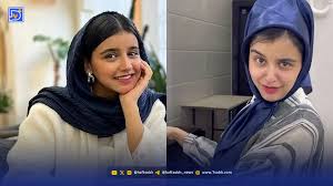 سارا عقابی در ورزشگاه تختی آبادان برای بازی فوتبال صنعت نفت