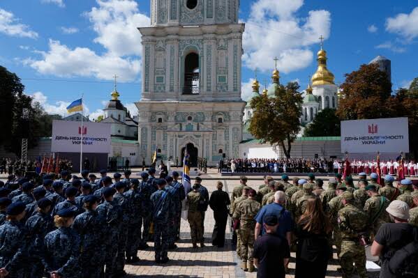European leaders join Zelenskyy in Kyiv for Ukraine's 35th Independence Day as Russian invasion presses on; Burnham to ease SCALP missile data restrictions