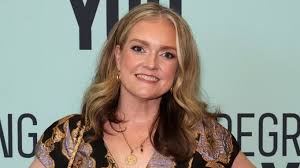 Colleen Hoover Reveals Cancer Diagnosis