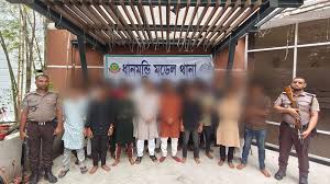 রাজধানীতে মিছিলের প্রস্তুতিকালে আ.লীগের ৩২ নেতাকর্মী আটক