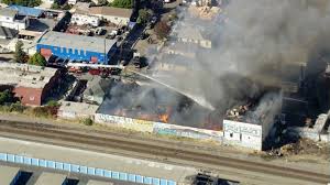 Oakland Warehouse Inferno! Was a Marijuana Grow Op the Cause? - Imagen ilustrativa del artículo