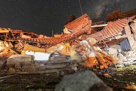 Terremoto en Perú deja 6 muertos y desplaza a cientos