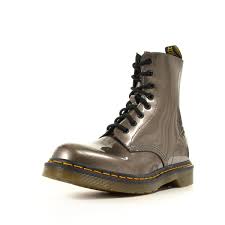 Résultat de recherche d'images pour "doc martens grise"