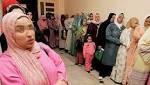 الحكومة تفتح الباب لاستفادة النساء