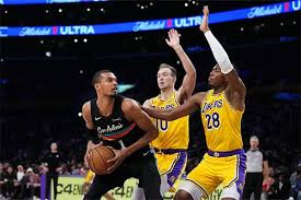 San Antonio decimates banged-up Lakers for 5th straight NBA win
