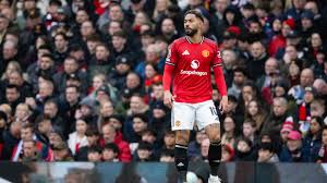 Pundit Predictions: Will Cunha start v Liverpool?