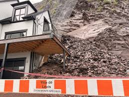 Éboulement d’une falaise près du fleuve à Lévis