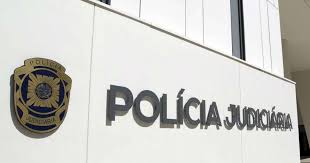 Presidente da Câmara entre os cinco arguidos depois de buscas em Albufeira