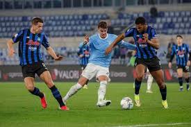 Copa da Itália: Empate eletrizante deixa decisão entre Lazio e Atalanta em aberto