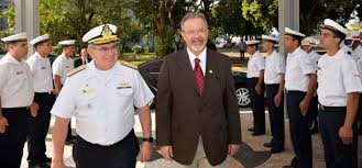 Resultado de imagem para fotos da posse dos ministro da defesa raul jungmann