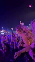 Paolla Oliveira se emociona ao assistir ao desfile da Grande Rio: 'Vibram junto comigo'