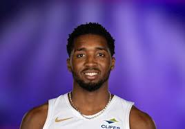 Cavs handle business at home, grab 3-2 series lead