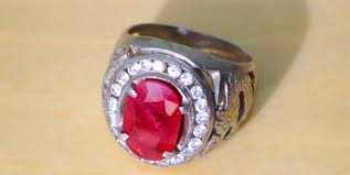 batu akik ruby