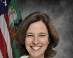 Image of Sarah Bloom Raskin, attorney