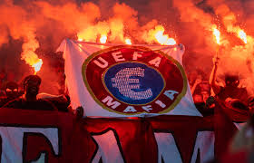 Nottingham Forest vs. Crystal Palace: La rivalidad roja y azul que redefine el fútbol europeo