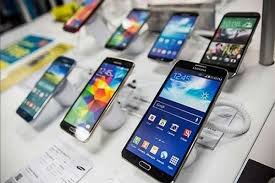 گزارش ایسنا درباره وضعیت بازار گوشی‌های همراه/ جهش ۹۰ درصدی برای مدل‌های میان‌رده و ادامه قیمت‌های بالا در آیفون