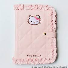 ハローキティ×Maison de FLEUR「手帳型いちごマルチケース」本日発売。リフィル付け替え“シール帳”にもなる（トラベル Watch）