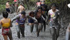 Tradição, mangue e resistência: bloco histórico volta às ruas em 2026