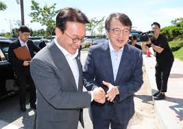 김의겸