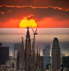 La alineación de la Sagrada Família con el sol desde el mirador de Preckler