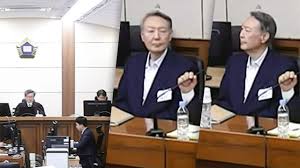 [속보] 내란전담재판부 "계엄 관련 외신 배포 입장문은 허위‥직권남용도 성립"