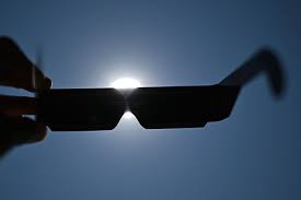Eclipse solar total: Veja os 4 signos mais impactados pelo fenômeno desta quarta