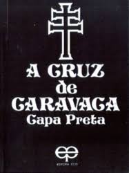 Resultado de imagem para antigo e gigante livro de sao cipriano capa preta
