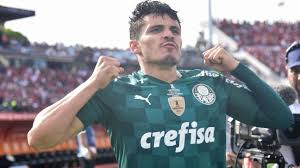 De saída para o América-MEX, qual o tamanho de Raphael Veiga para a história do Palmeiras? Comentaristas avaliam 'prateleira' de ídolos