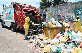 Resultado de imagem para foto de lixo em salvador