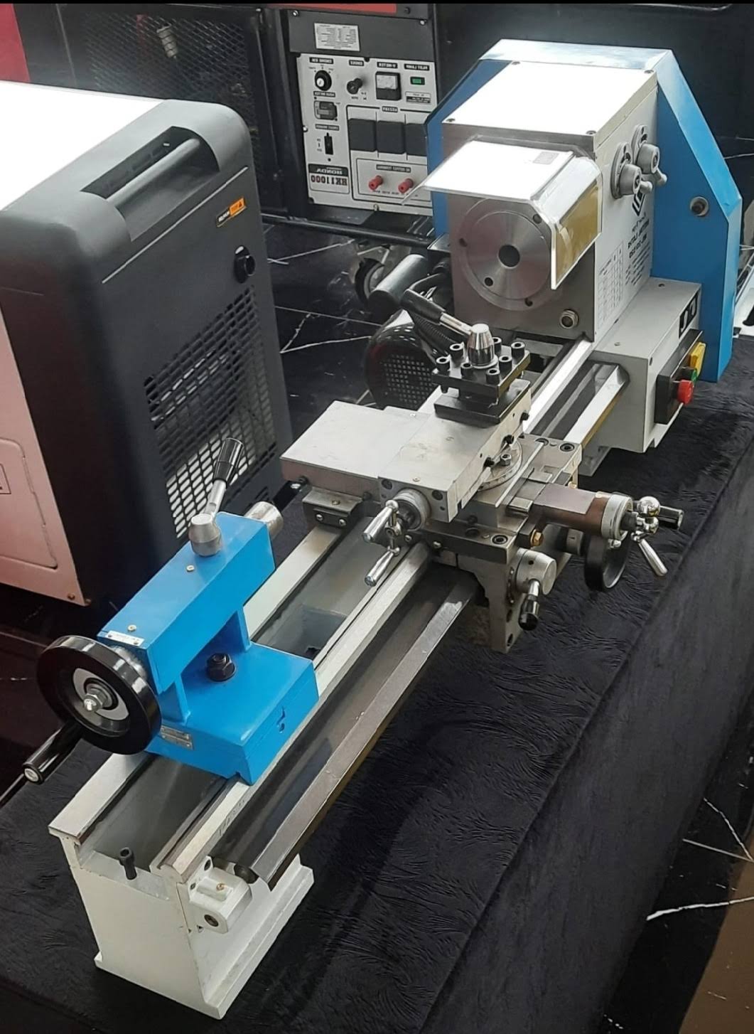 Aico Gear type metal lathe Machine MI-20/520