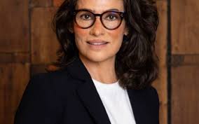 Renata Vasconcellos pode deixar bancada do 'Jornal Nacional' em 2027