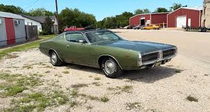 Highly Optioned 1971 Dodge Charger SE Has an Ultra-Rare Feature in Plain Sight