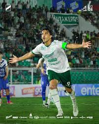 Marcelo Moreno retorna da aposentadoria com dois gols e critica técnico da Bolívia