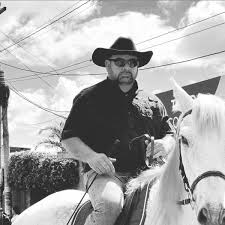 Fallece el veterinario guatemalteco Roger Zaragoza, papá de presentadora de TV