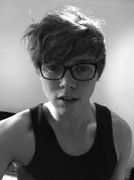 Znalezione obrazy dla zapytania ashton irwin