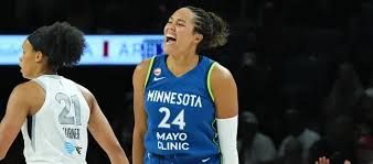WNBA Same Game Parlay Picks: Friday (9/18)