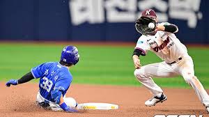 김성윤