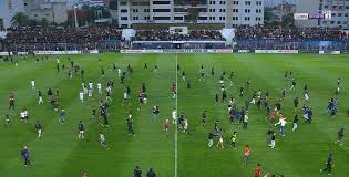 Supporters’ Chaos Delays Confederation Cup Semi‑Final Between Olympique Safi and USM Alger