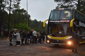 Gendarmería y la Policía de Gualeguaychú custodiaron el pase de 10 micros de Platense