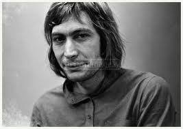 Charlie Watts: I didn&#39;t. It wasn&#39;t like that. It caught up. When I joined the Stones, I was in 3 other bands, I mean kind of, but they never had any work. - younger-watts