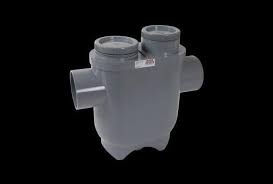 Siphon disconnecteur monobloc avec 2 tampons de visite avec ...