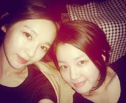 Lee Yoo Bi and Kang Min Kyung Look Like Sisters in Recent Photo. yw740030 June 13, 2013 0 Comments. Lee Yoo Bi and Kang Min Kyung Look Like Sisters in ... - lee-yoo-bi-kang-min-kyung-instagram