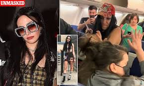 Daily Mail - News update