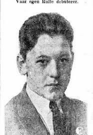 Ved Rudolf Nilsens båre / Arnulf Øverland. - 1929. Rudolf Nilsen / Sverre Guttorm Ljungblad. - 1936. 1 mai dikt / Inger Hagerup. - 1956. - VaaregenRulle1